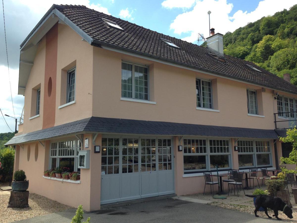 Auberge De La Roque La Roquette Exterior foto